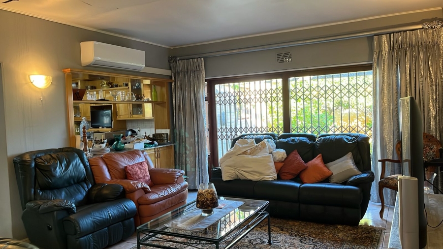  Bedroom Property for Sale in Cravenby Western Cape